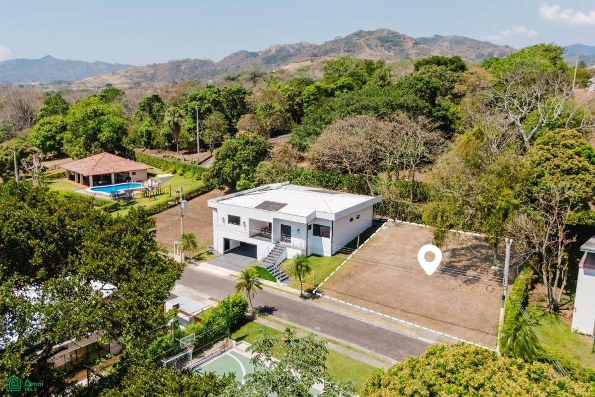  Condominio Plantation Estates - Photo 1