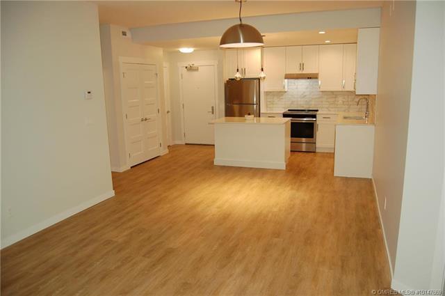 #306 710 Stockwell Avenue, - Photo 1