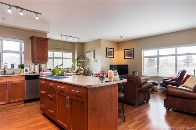 #304 151 Taylor Road, - Photo 1