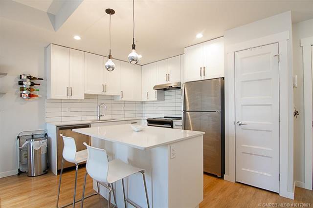 #102 710 Stockwell Avenue, - Photo 1