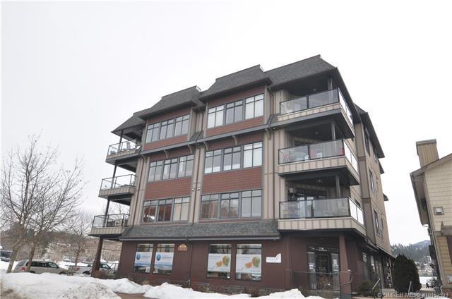 #202 160 Harbourfront Drive, - Photo 1