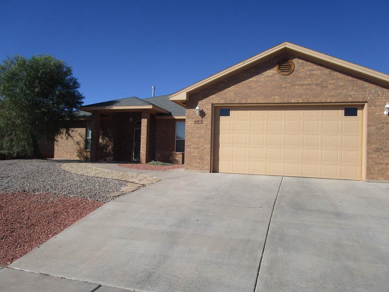 353 Wildwood Dr - Photo 1