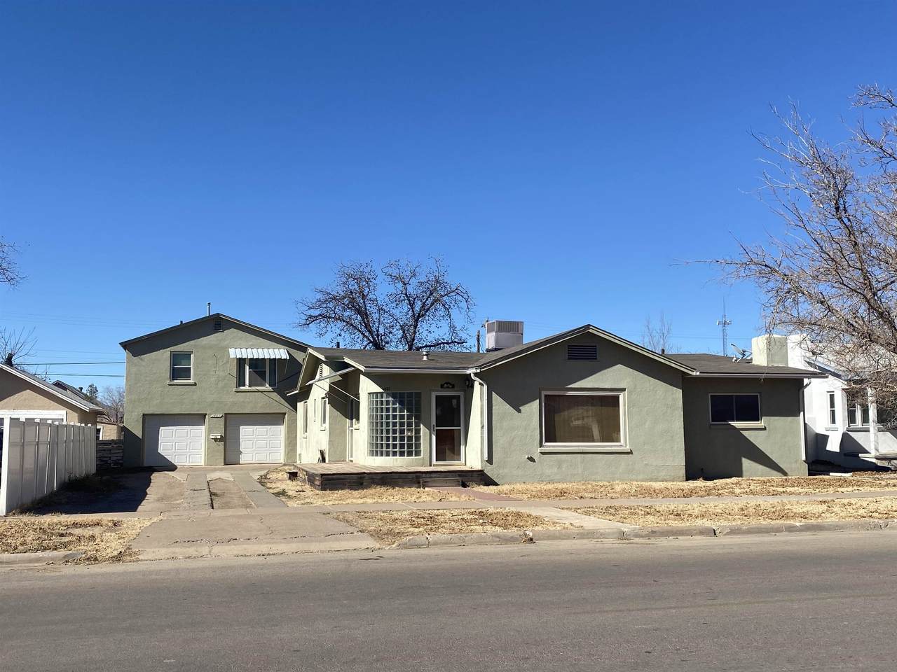 1407 Indiana Av - Photo 1