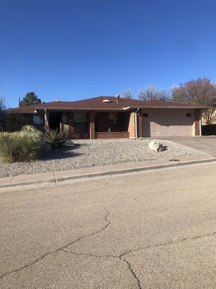 3217 Sunny Cir - Photo 1