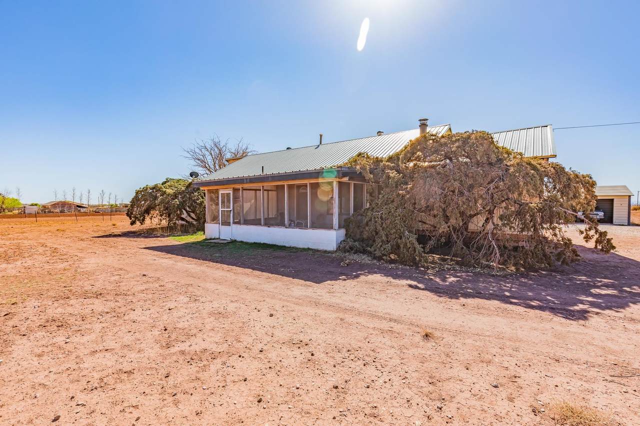 42 Burleson Ln - Photo 1