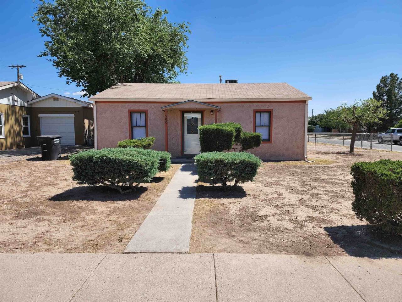 500 Linda Vista Dr - Photo 1