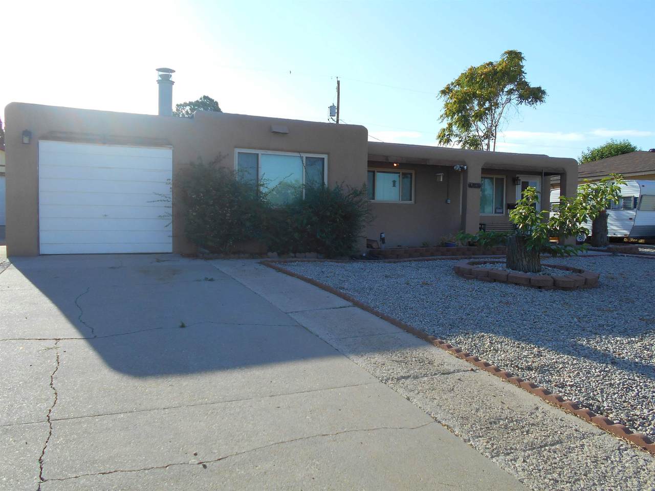 1828 Corte Del Sol - Photo 1