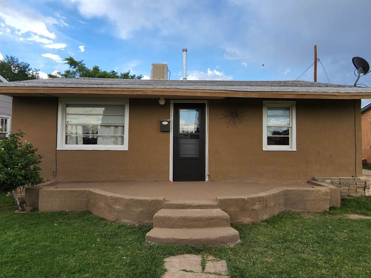 1118 Puerto Rico Av - Photo 1