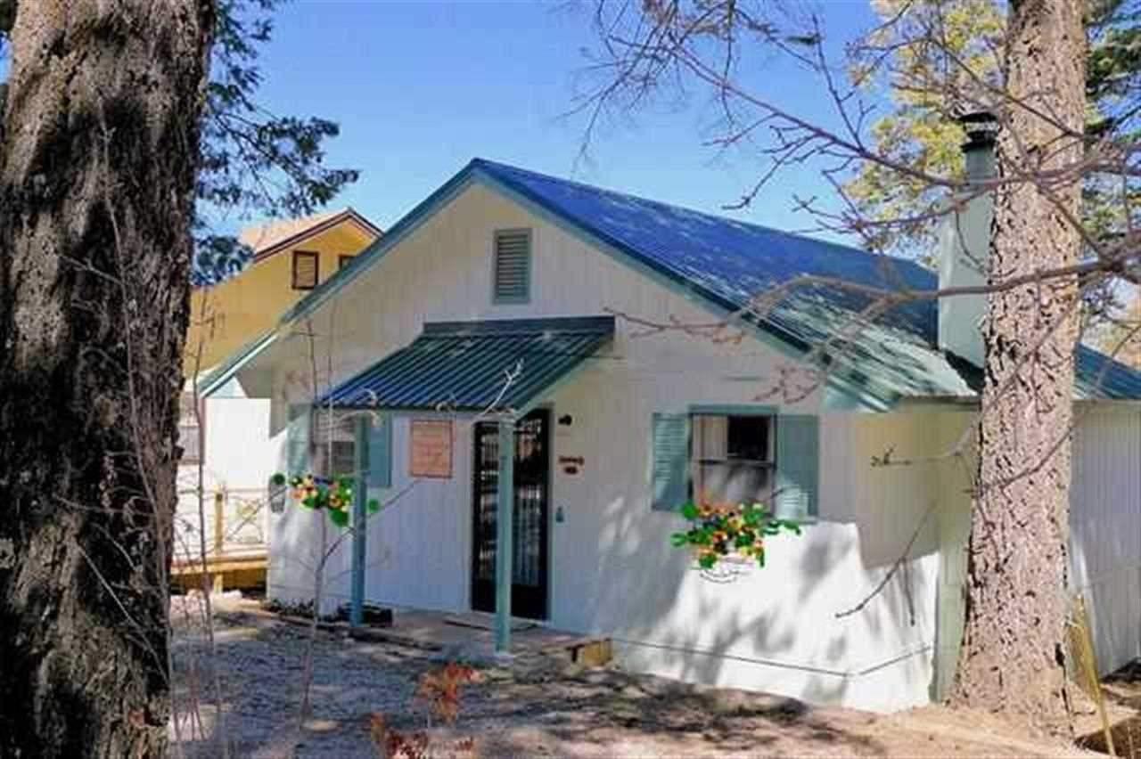 102 Squirrel Ave - Photo 1