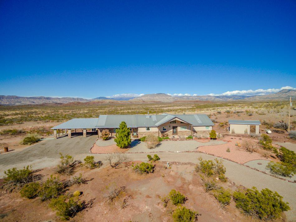 23 Cross Creek Rd - Photo 1
