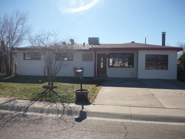 1304 Catalina Ln - Photo 1