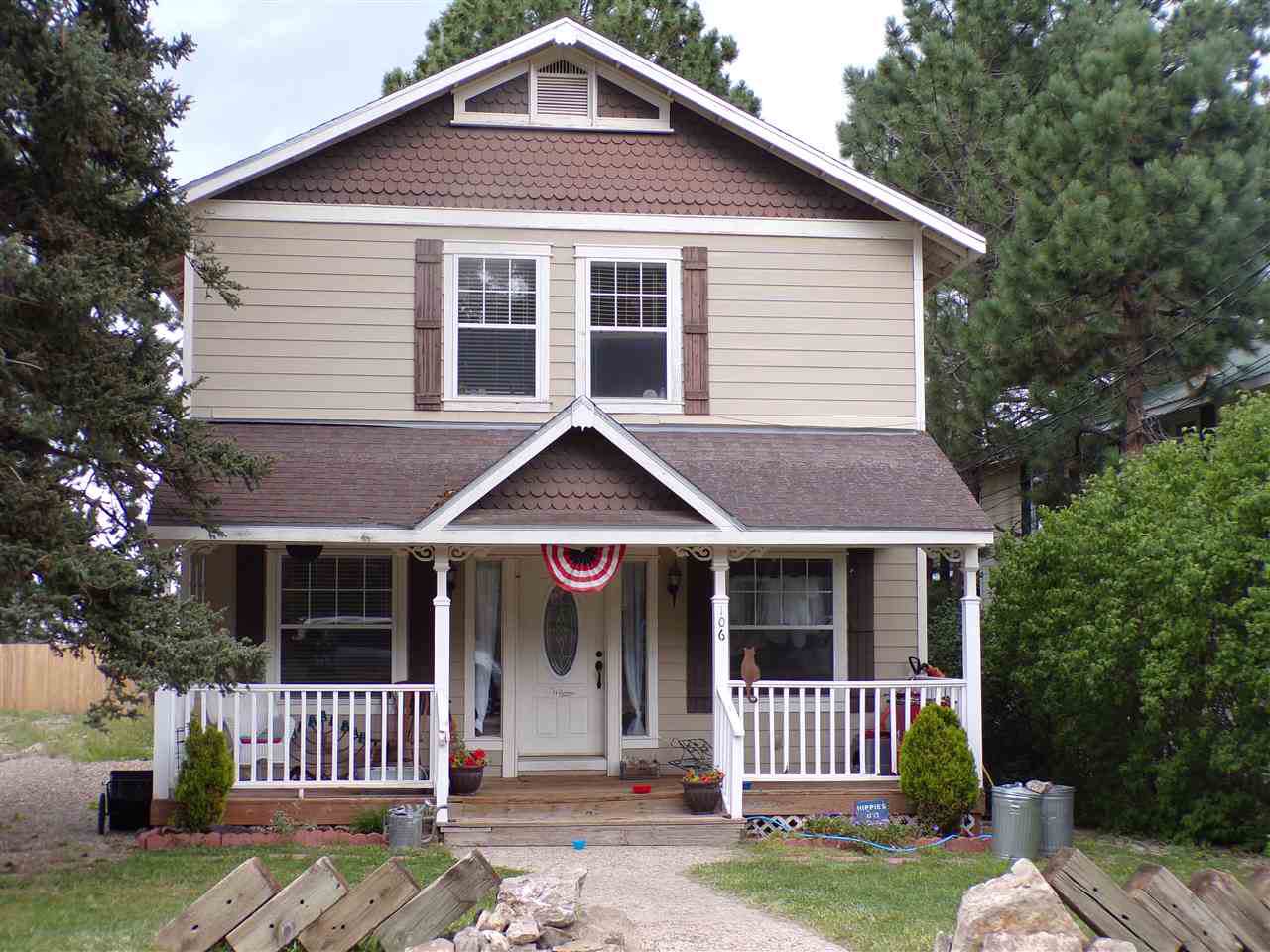 106 Chipmunk Ave - Photo 1