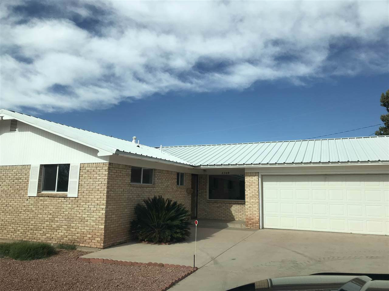 2309 Osage Ln - Photo 1