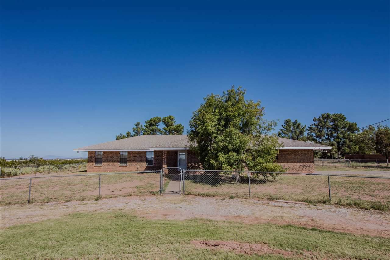 15 Gentry Rd - Photo 1