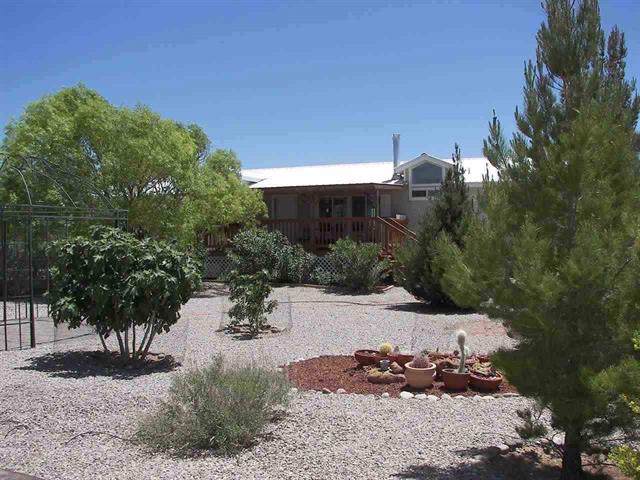 40 Holiday Ln - Photo 1