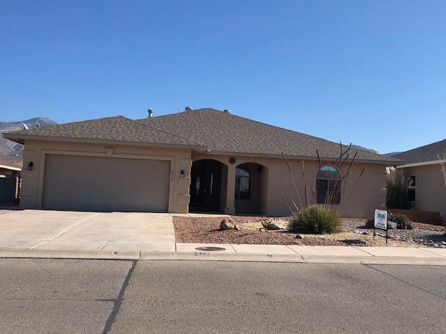 917 Playa Azul St - Photo 1