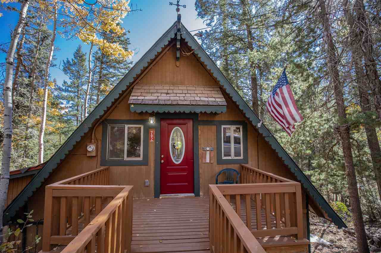 702 Maple Dr - Photo 1