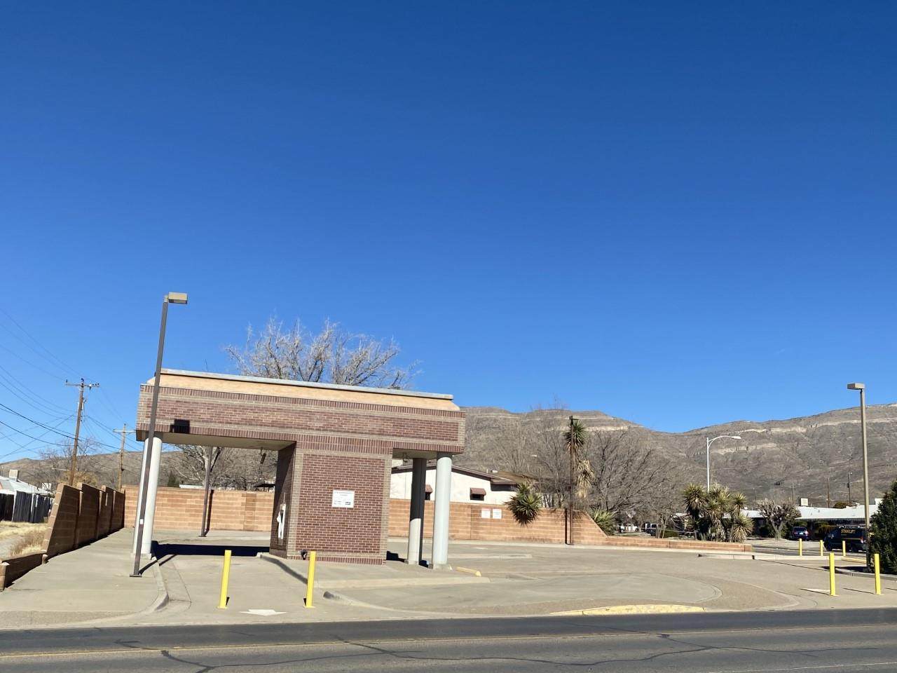 1001 Scenic Dr - Photo 1