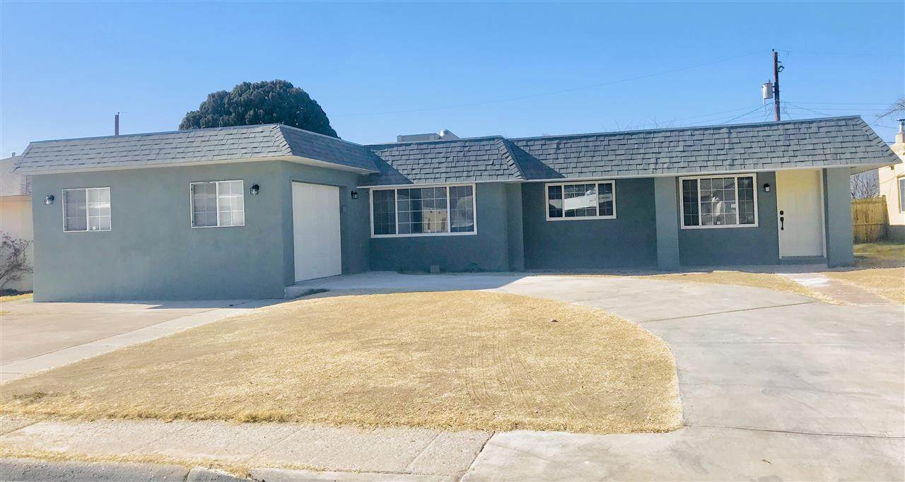 1513 Lincoln Av - Photo 1