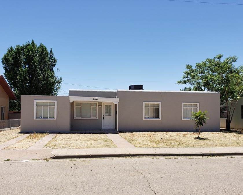 600 Lovers Ln - Photo 1