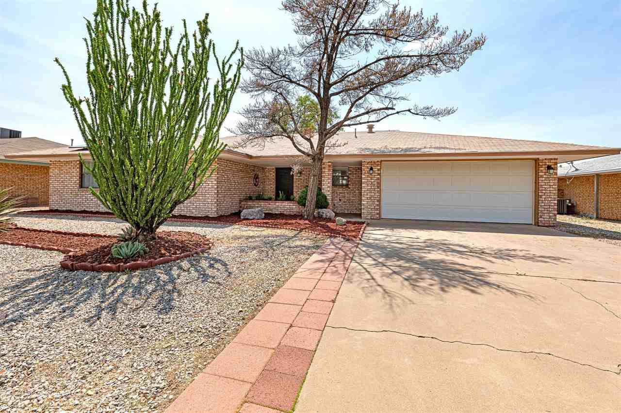 407 Sundial Av - Photo 1
