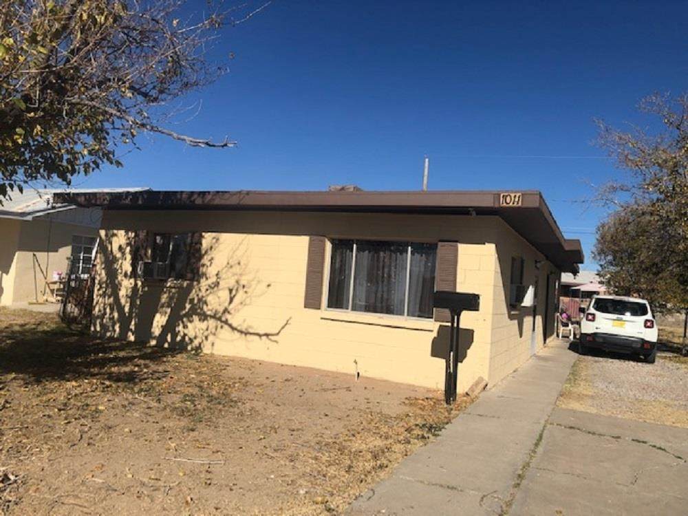 1011 Catalina Ln - Photo 1