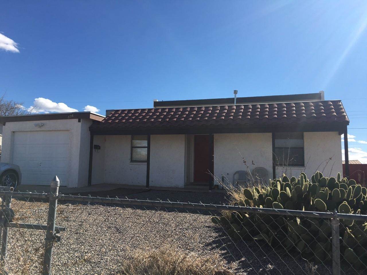 606 Panorama Blvd - Photo 1