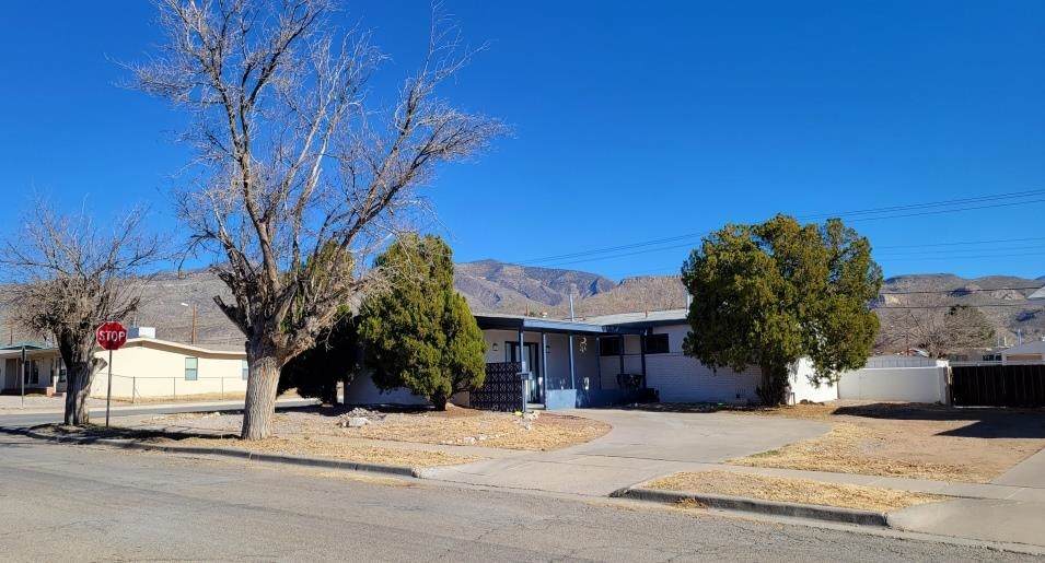 1518 Mountain View Av - Photo 1