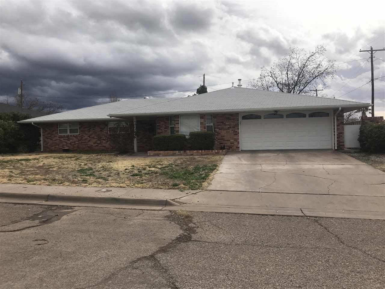 2306 Nineteenth St - Photo 1