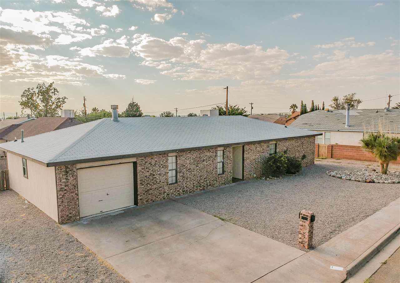 1090 Rose Av - Photo 1