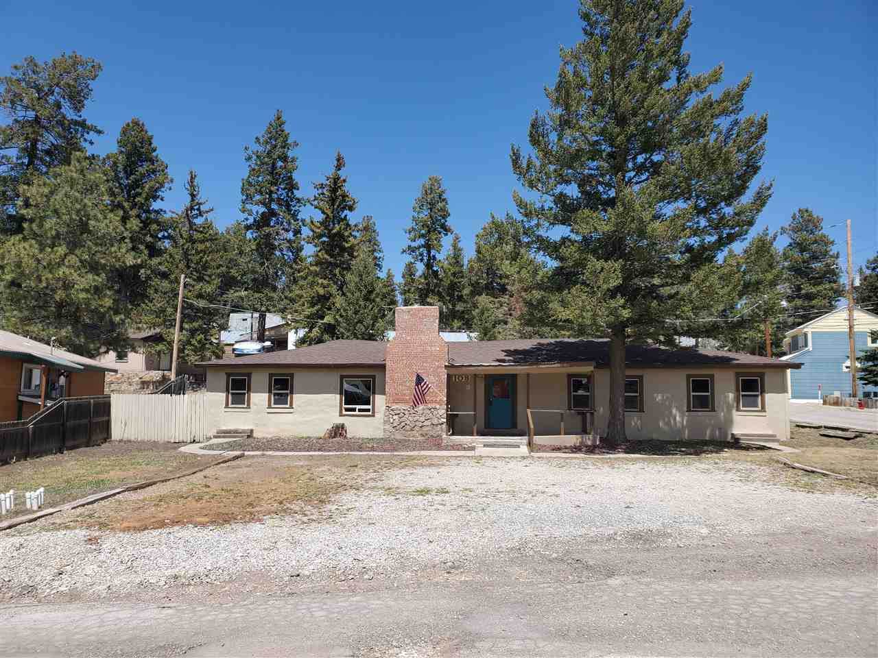 108 Mcdaniel Ave - Photo 1