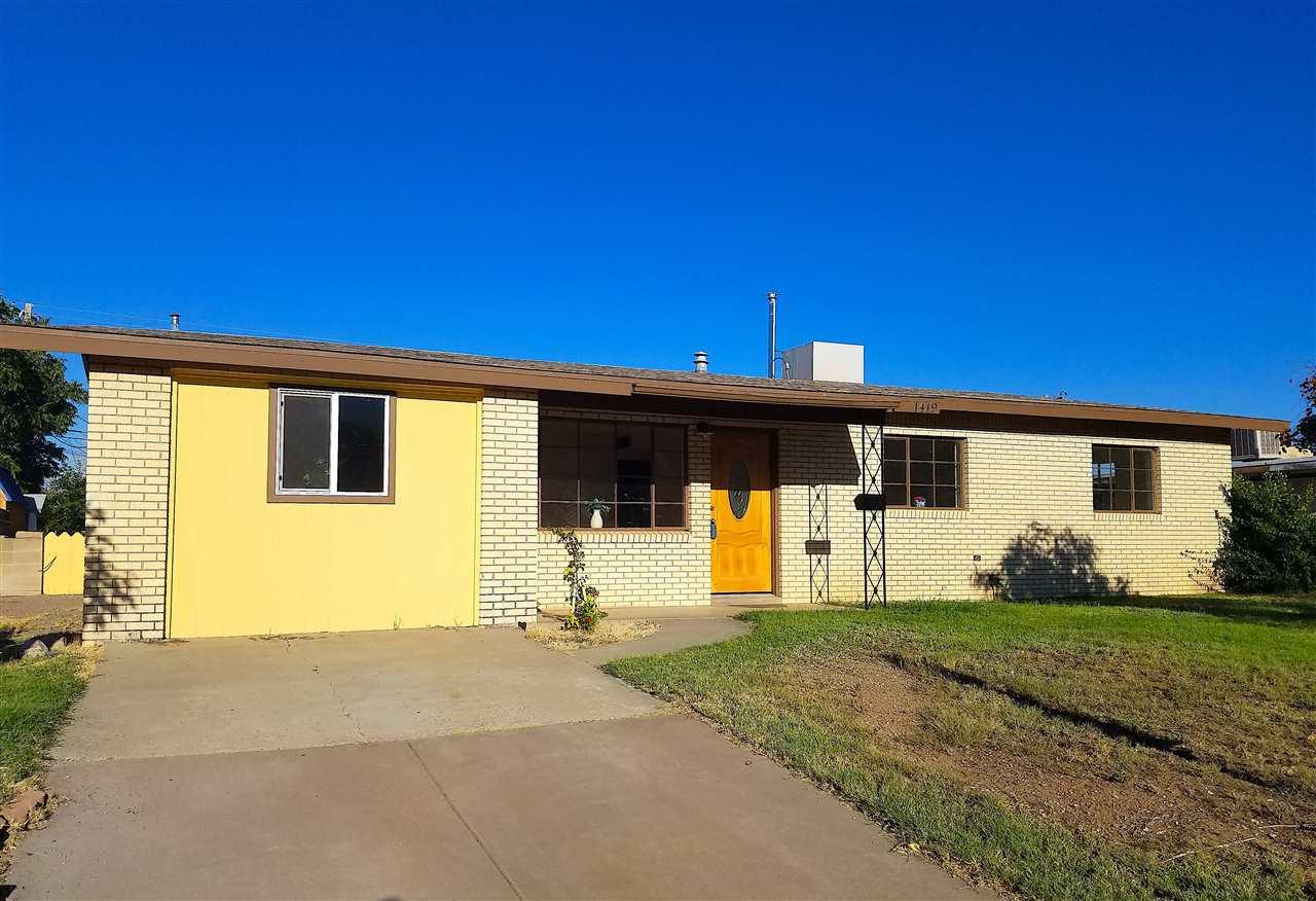 1419 Park Av - Photo 1