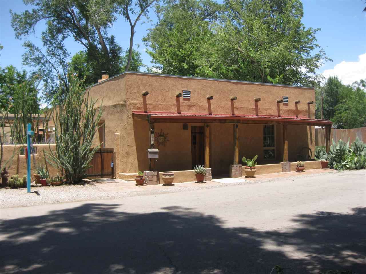 106 Durazno St - Photo 1
