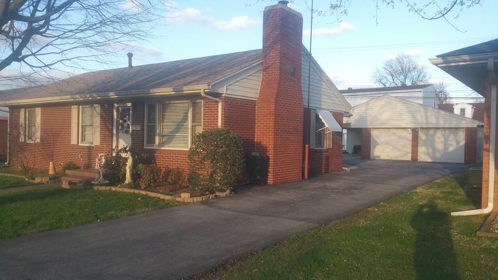 3625 Hawthorne - Photo 1