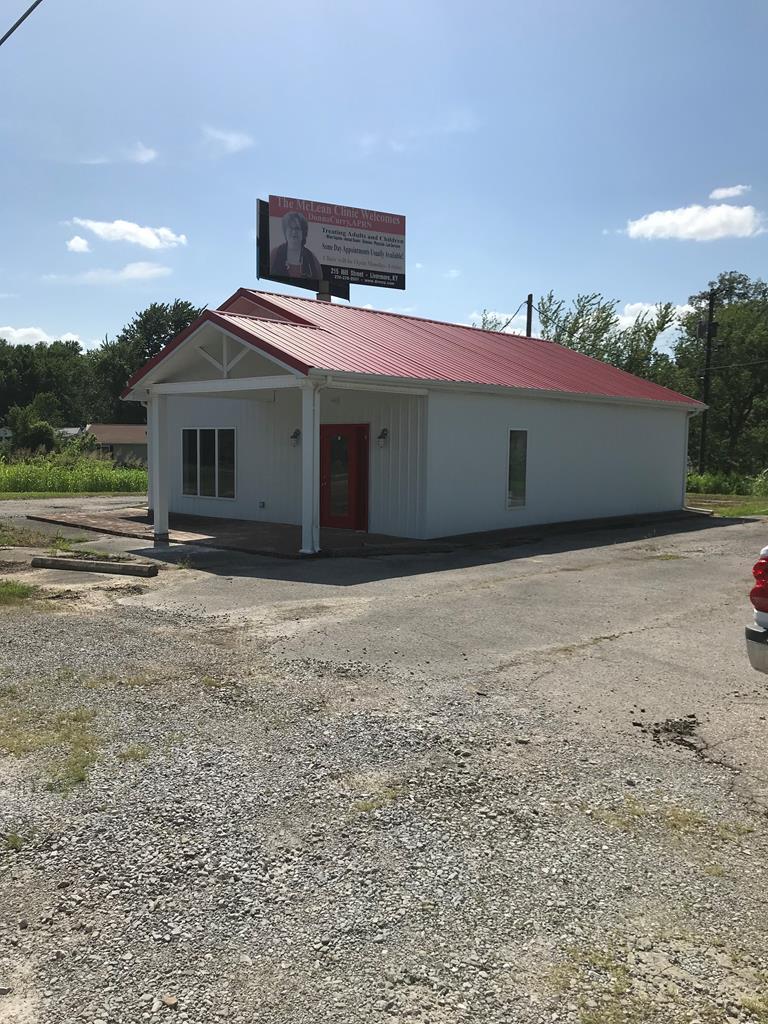 517 Henton ( Hwy 431) - Photo 1