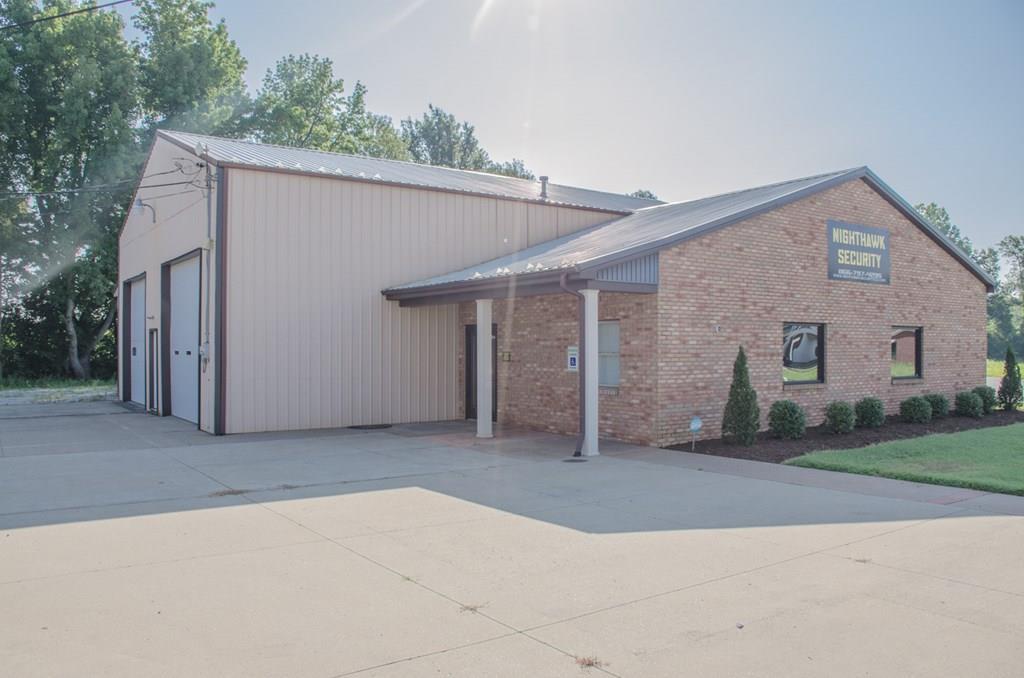 3156 Commonwealth Ct - Photo 1