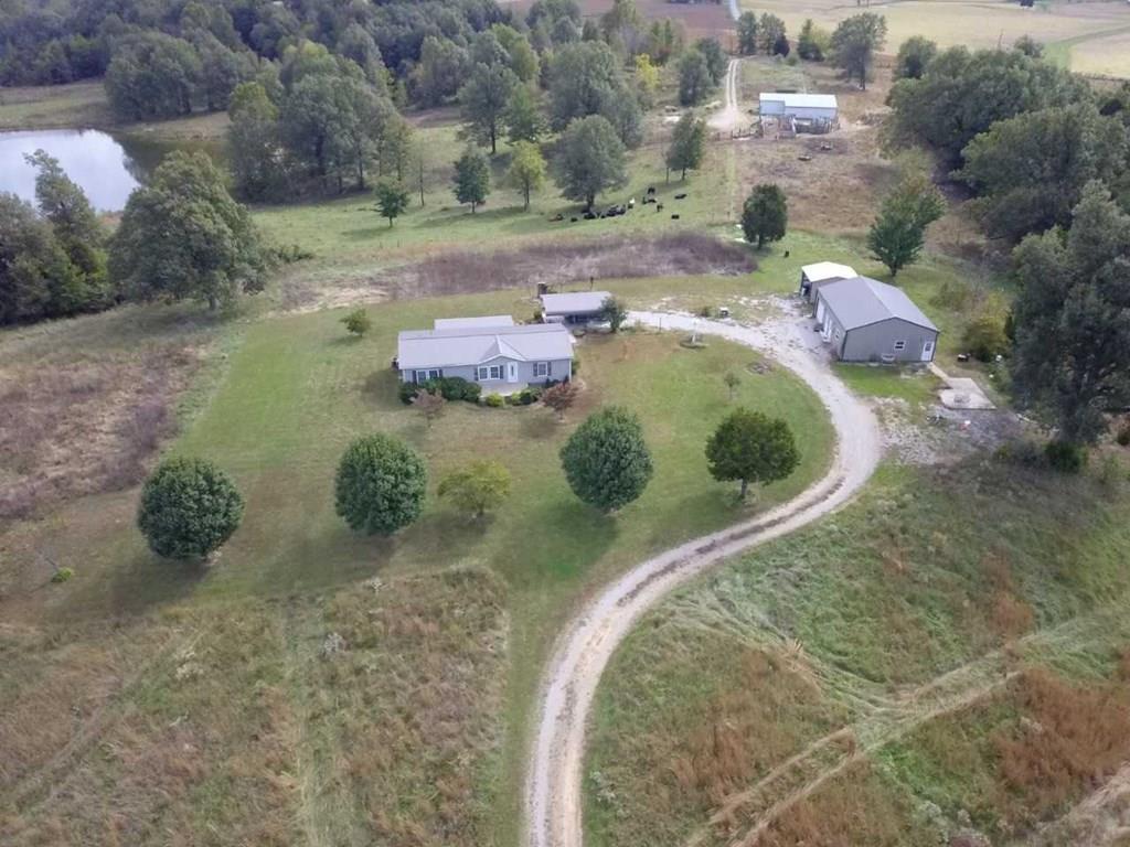 1560 Stringer Rd. - Photo 1