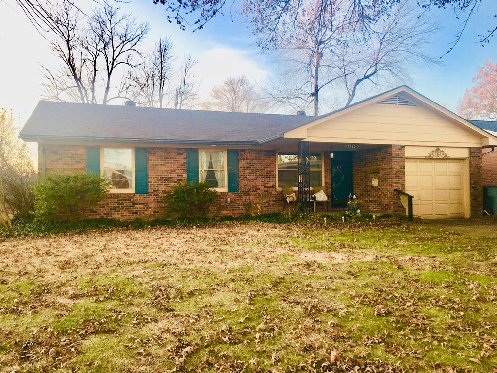 3216 Queens Way - Photo 1
