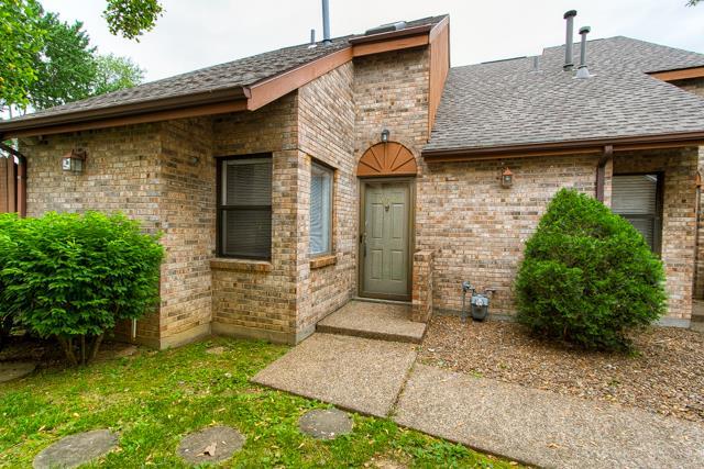699 Chuck Gray Ct - Photo 1