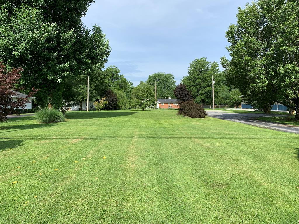 1010 N Main - Photo 1