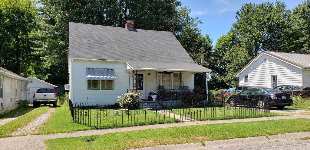 1424 Haynes Ave - Photo 1