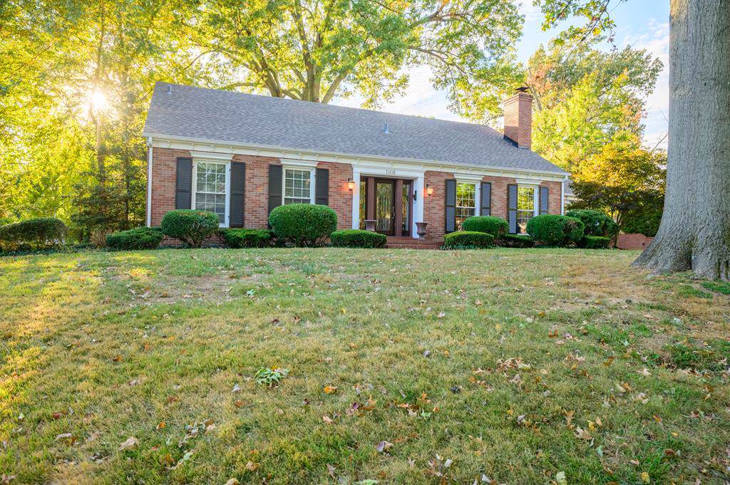 1908 Mayfair Ave - Photo 1