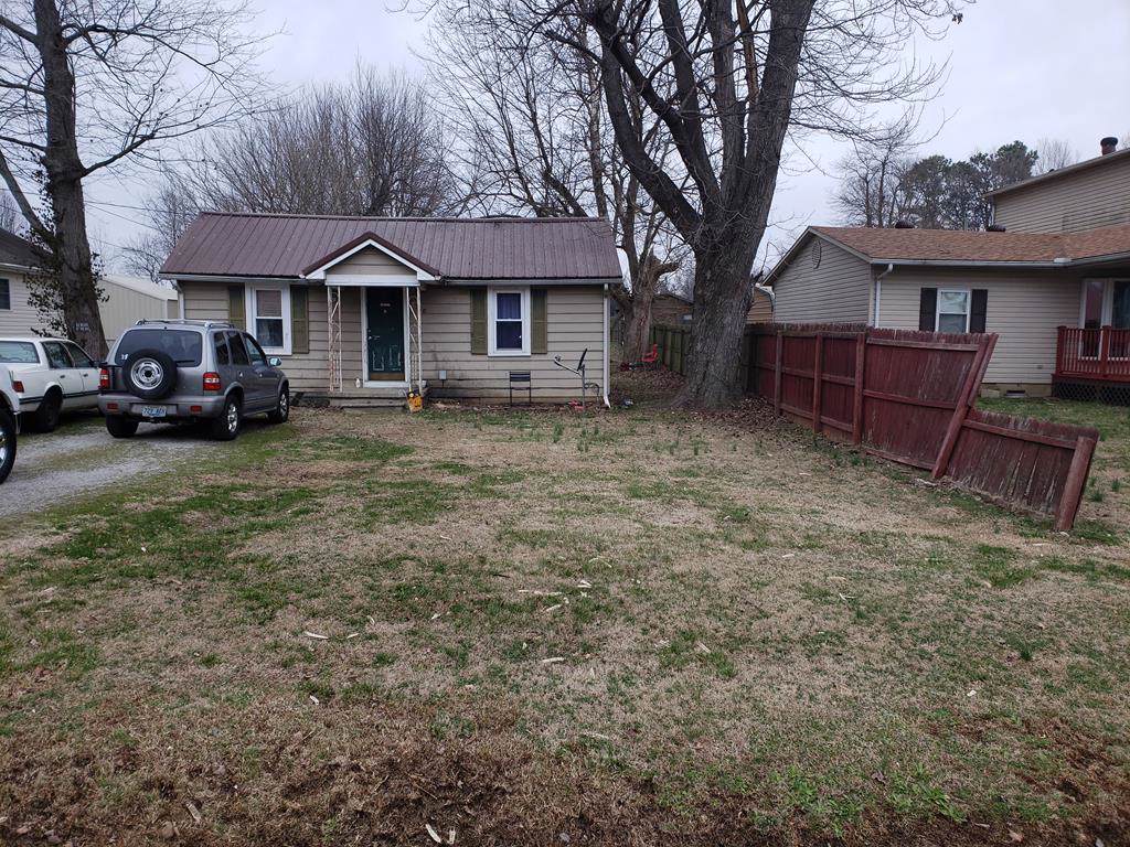 540 West 2nd Street S - Photo 1