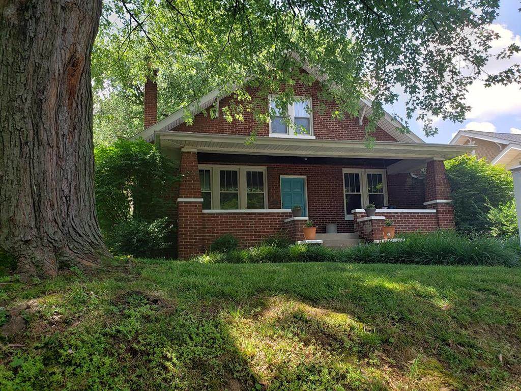 1312 Waverly Place - Photo 1