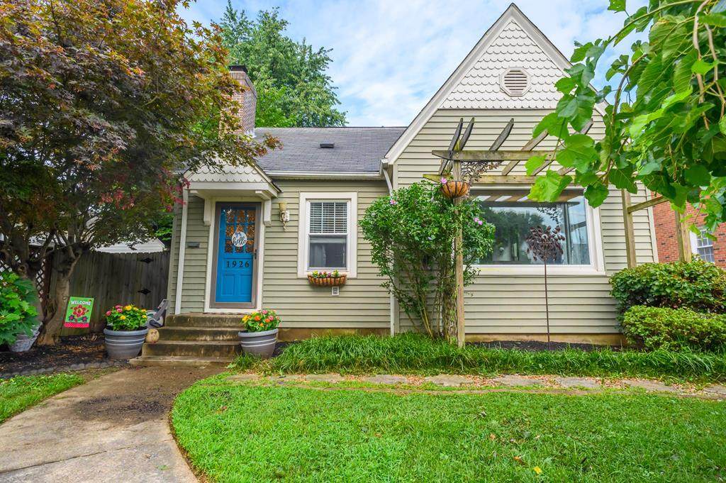 1926 Freeman Ave - Photo 1