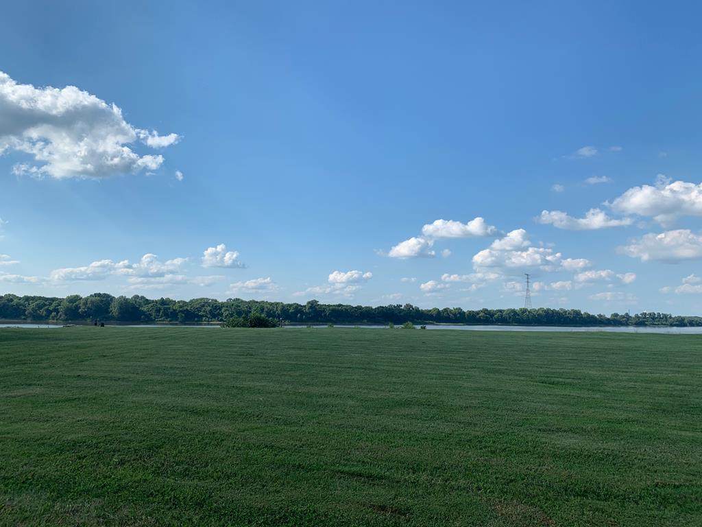 347 Pantle Point - Photo 1