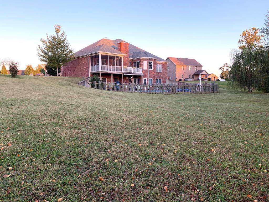 2804 Glencrest Drive - Photo 1