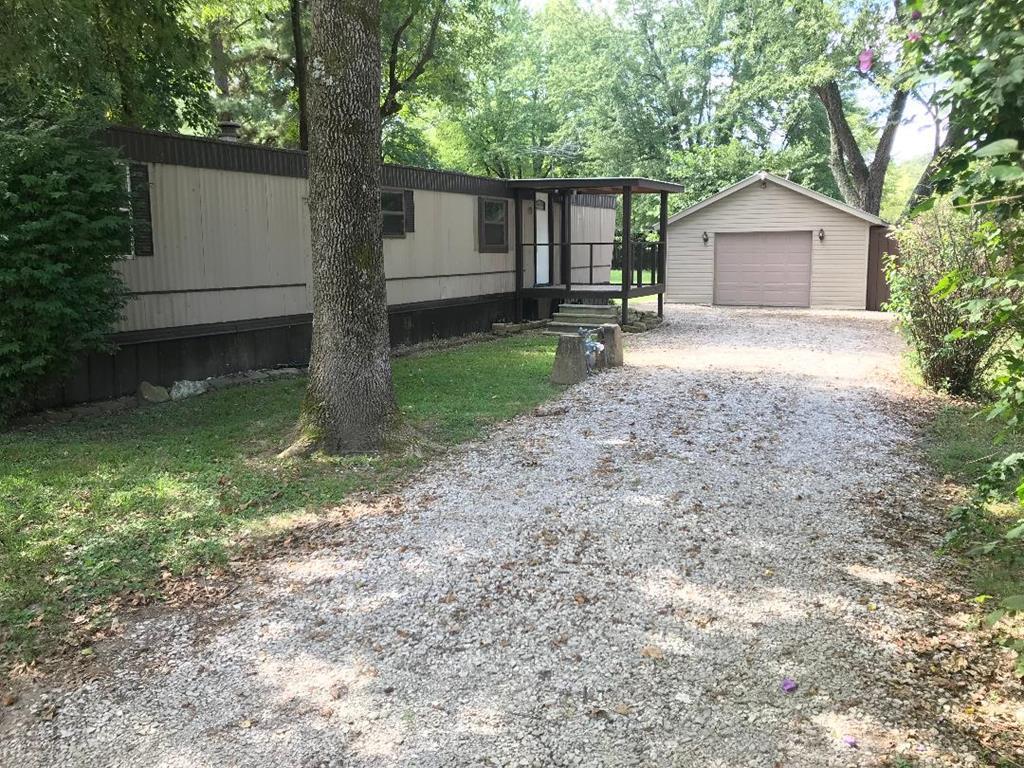 7818 Hwy 81 - Photo 1