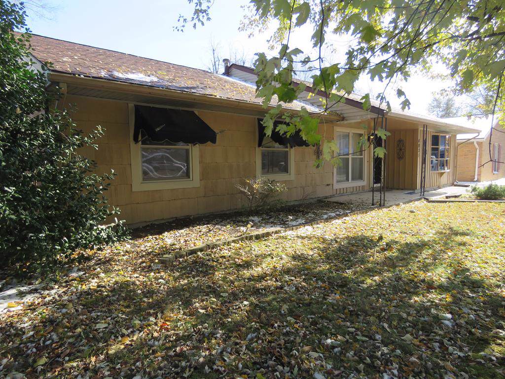 4031 Yates Drive - Photo 1