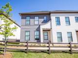 3160 Oxford Way - Photo 2